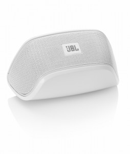 The JBL Soundfly BT in all its glory.