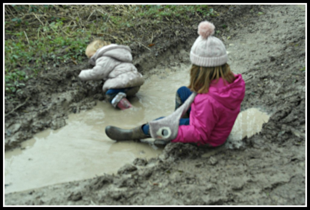 muddle puddles, #CountryKids, Coombe Farm, activities with children