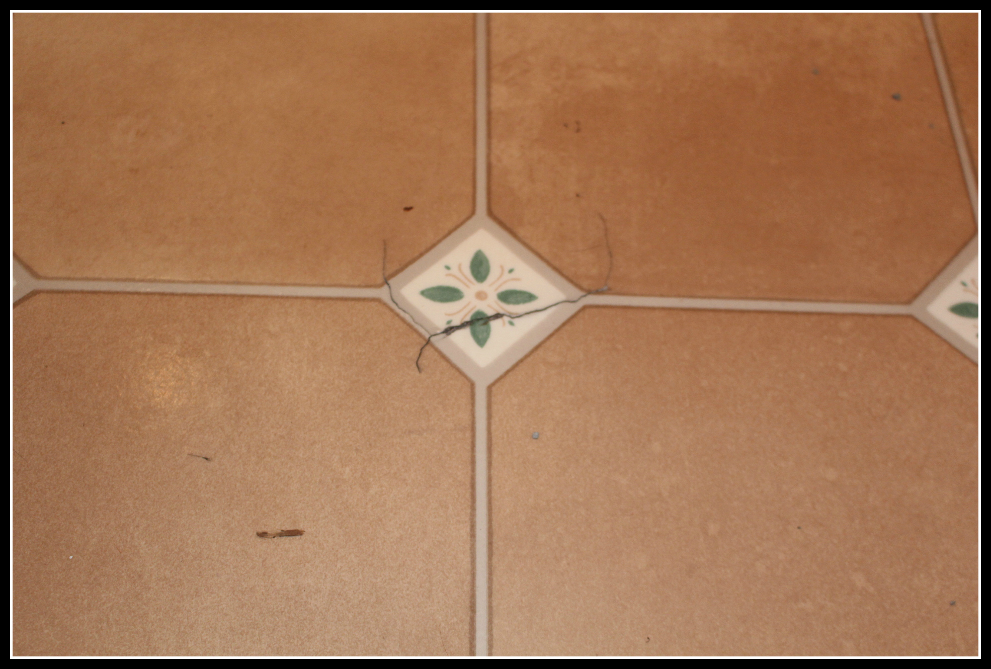 kitchen floor, damaged kitchen floor, lino, damaged lino, home improvement,