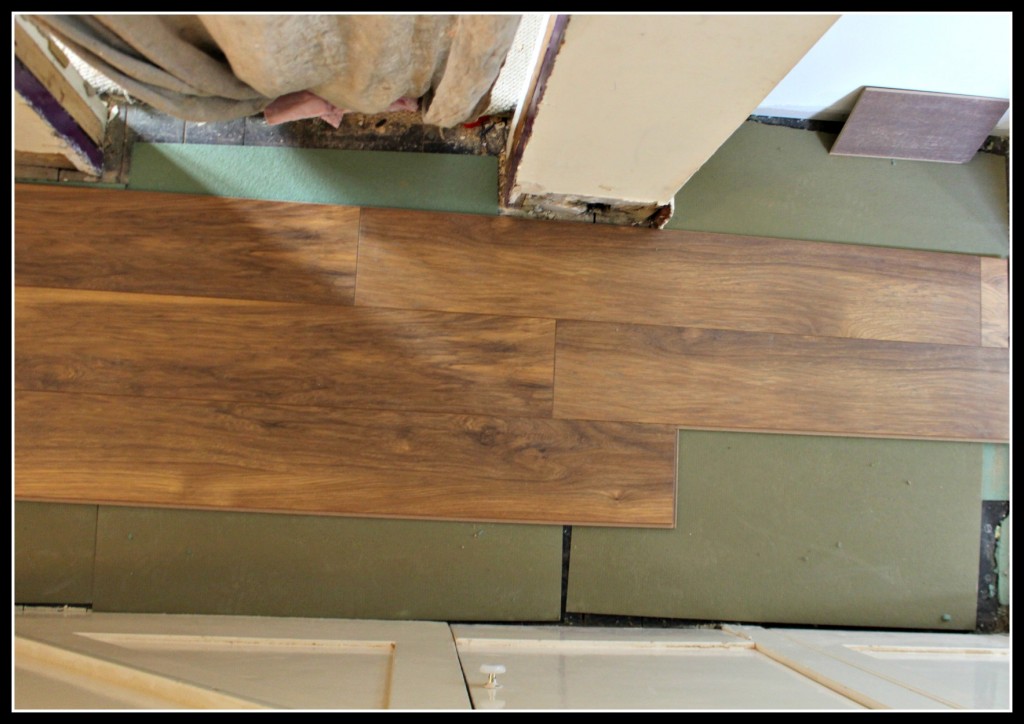 wood aminate flooring, wood laminate, family home, DIY, home improvement