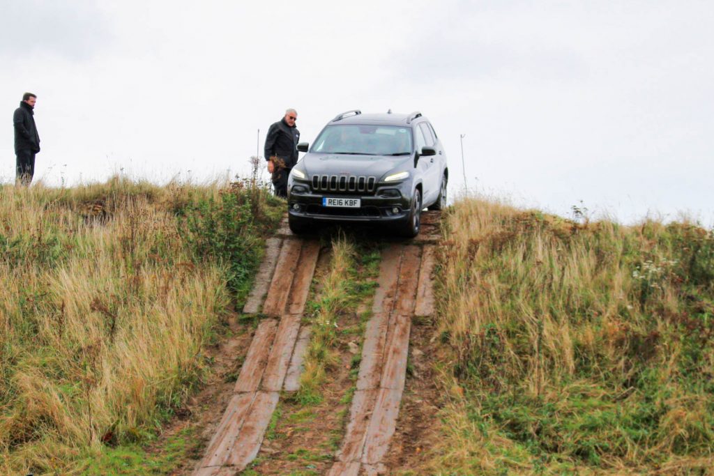 Jeep Cherokee, Cherokee, off-roading, Robin Hood's Bay, off roading, North York Moors