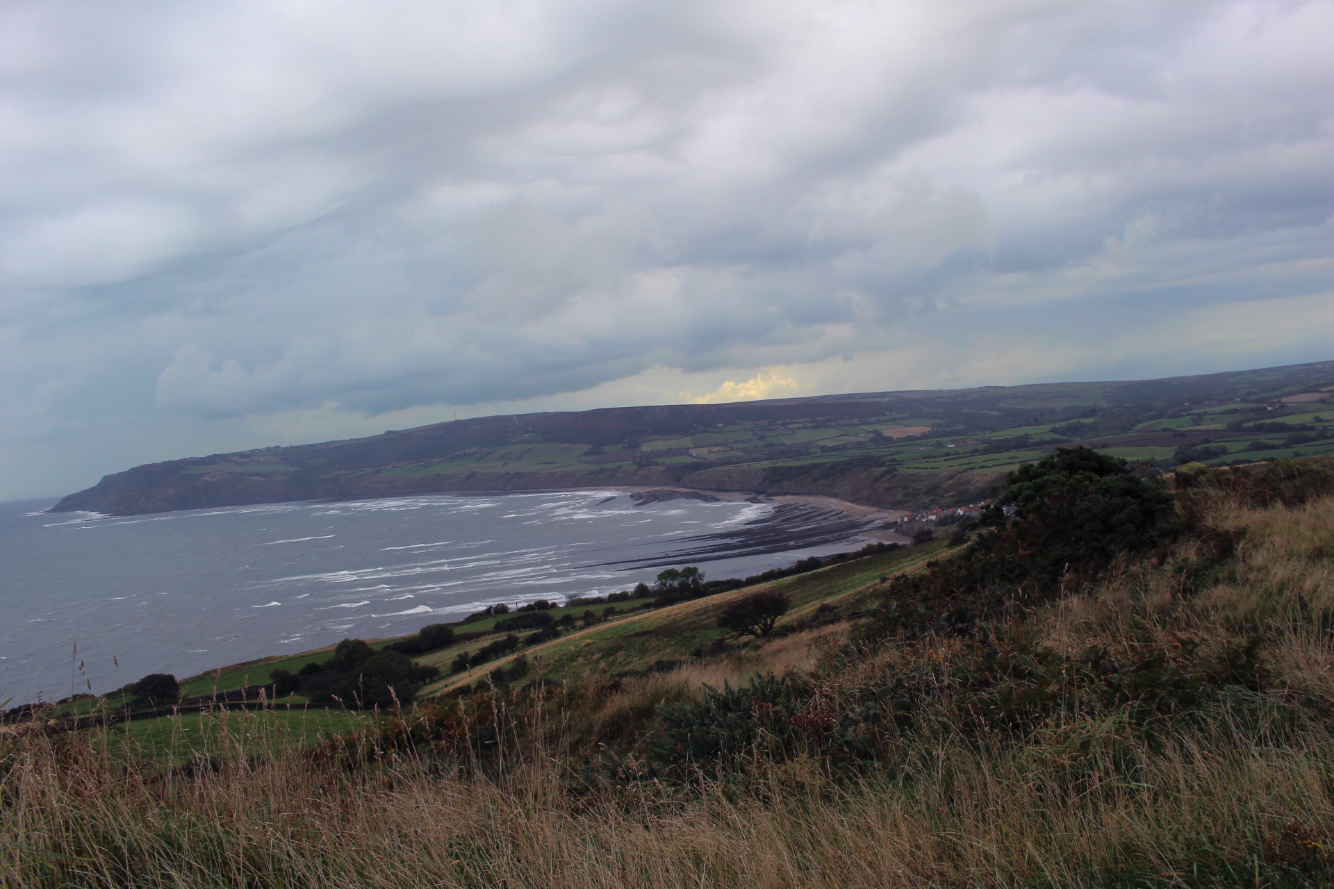 A windy, rainy Robin Hood's Bay - Dad Blog UK