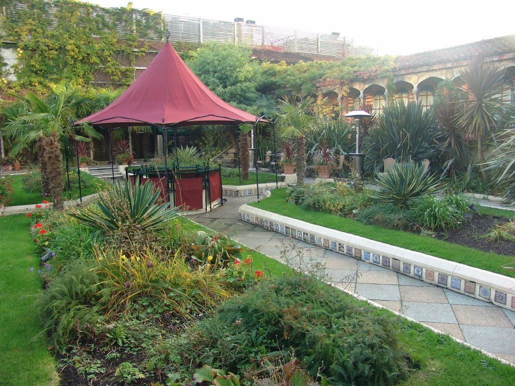 #SEhiddengems, Southeastern Railways, Southeastern Trains, London, Kensignton Roof Gardens