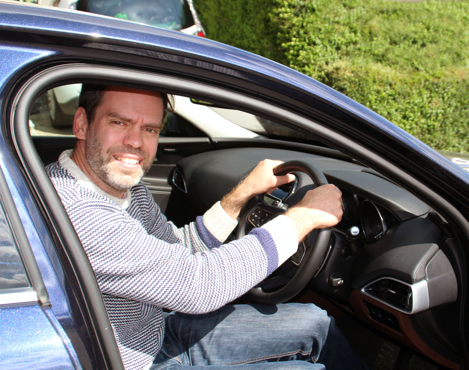 Jaguar, Jaguar XE review, dad blog uk, dadbloguk, school run dad, car reviews, car review