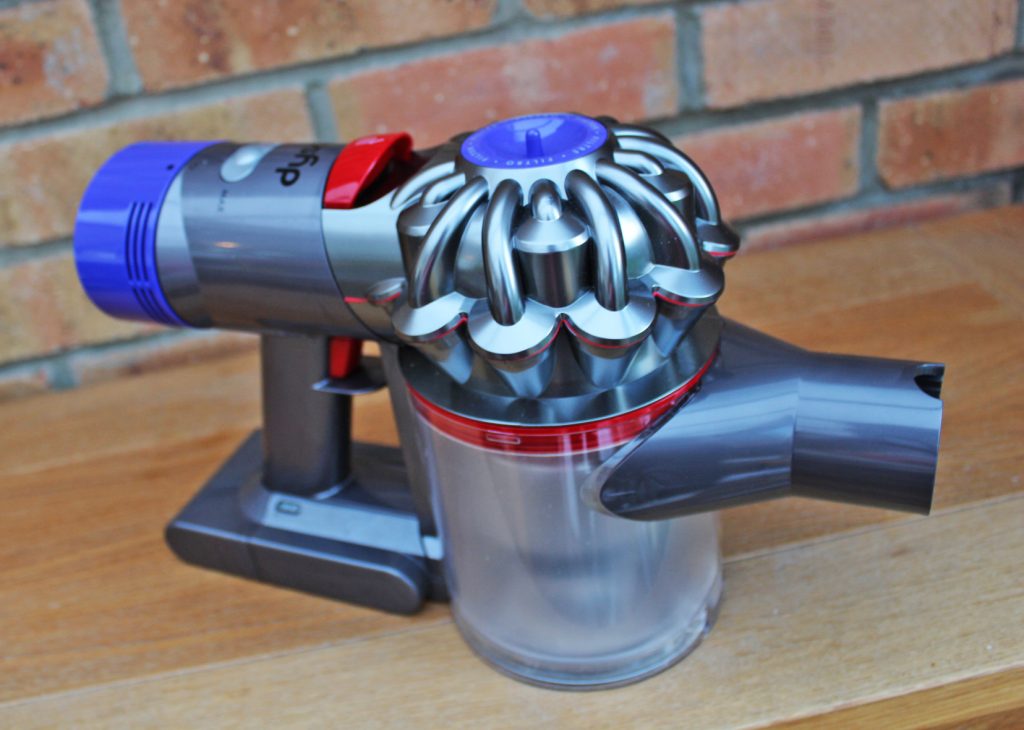 Dyson v8 absolute review hot sale