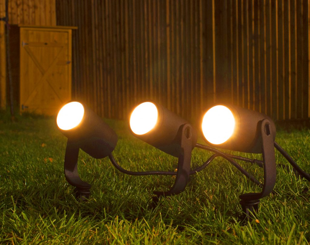 Hue flood deals lights outdoor