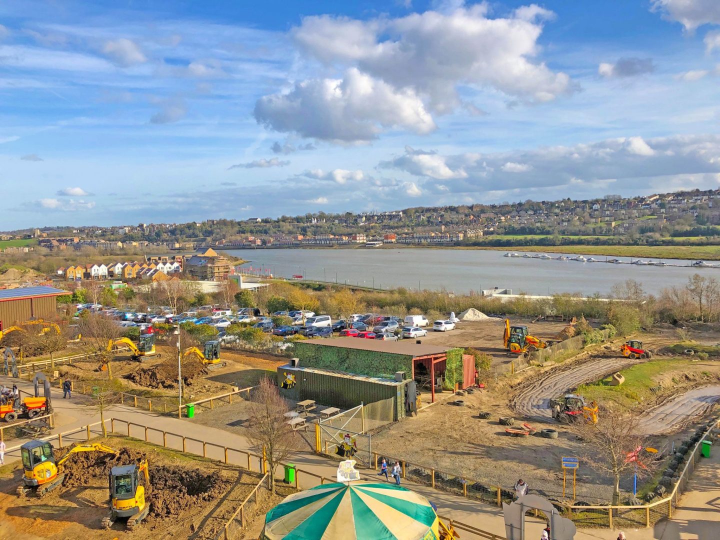 Diggerland, Diggerland kent, Diggerland kent reviews, dad blog, dadbloguk.com, uk dad blog, days out, family days out, Diggerland theme park