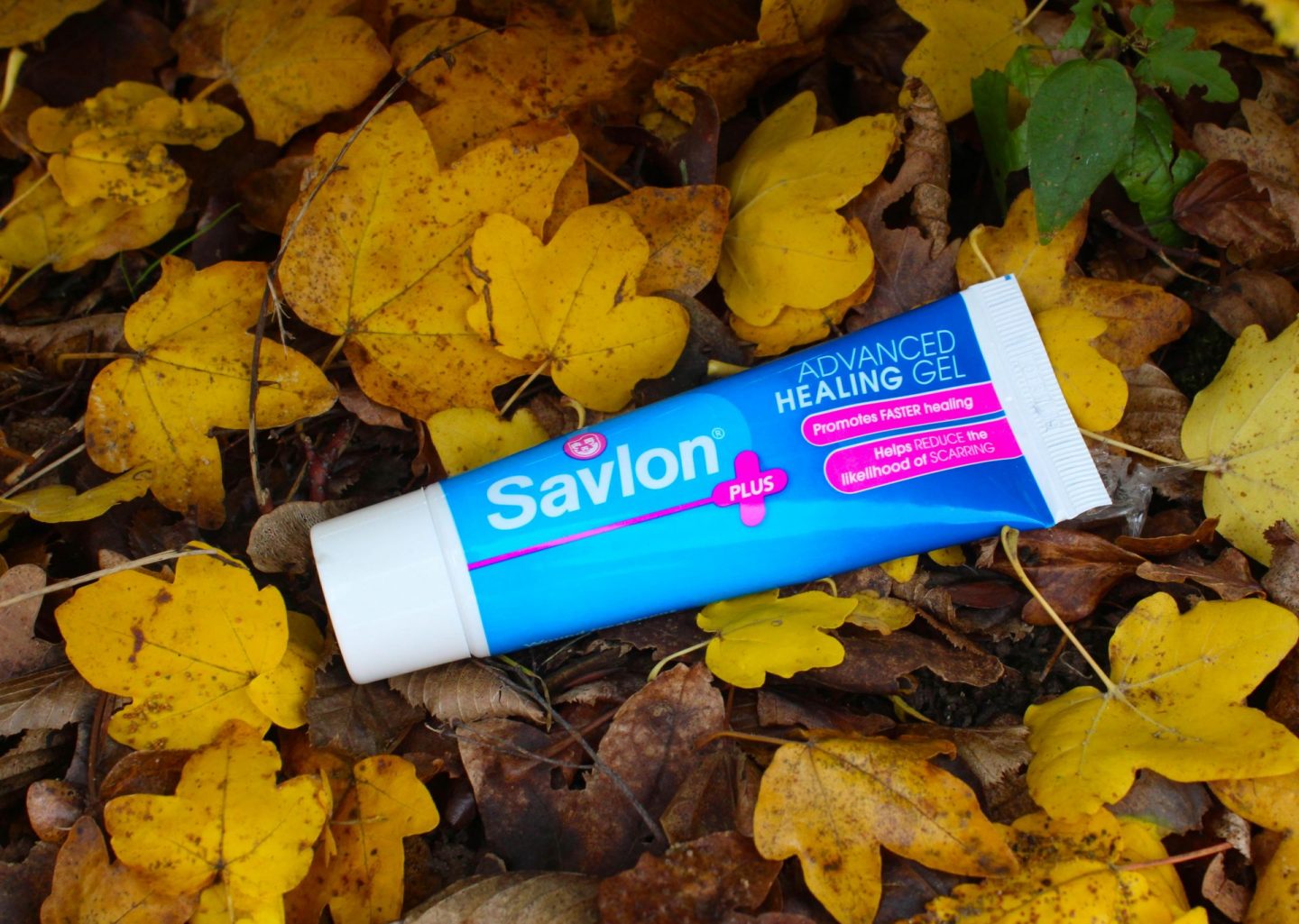 Savlon Advanced Healing Gel, Savlon, first aid kit, bumps and scrapes, playing outside with kids, outdoors, active kids