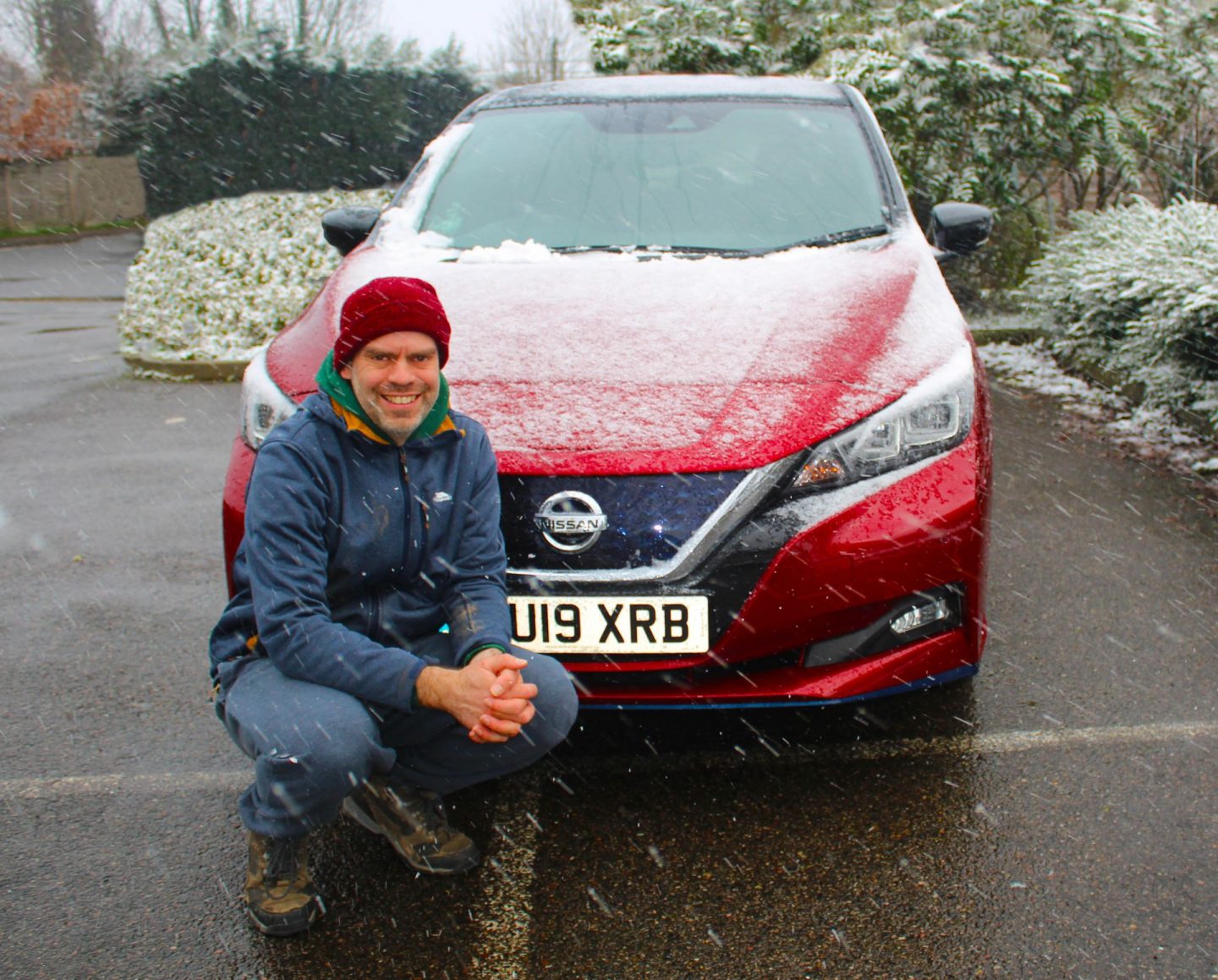 john Adams of Dadbloguk with car in the snow.