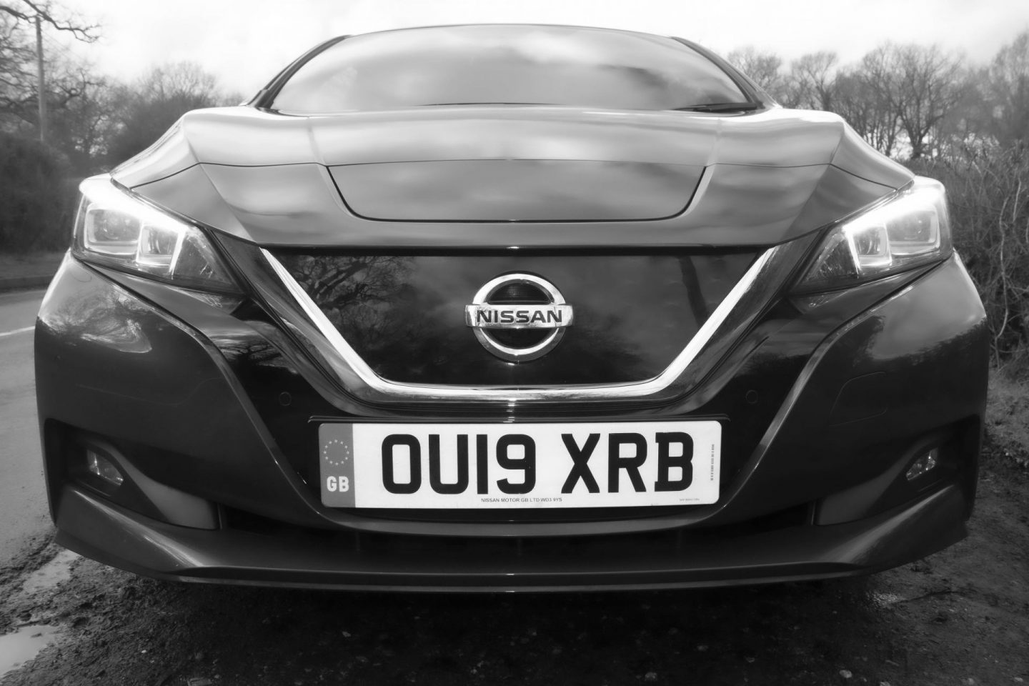 Black and white image of Nissan Leaf