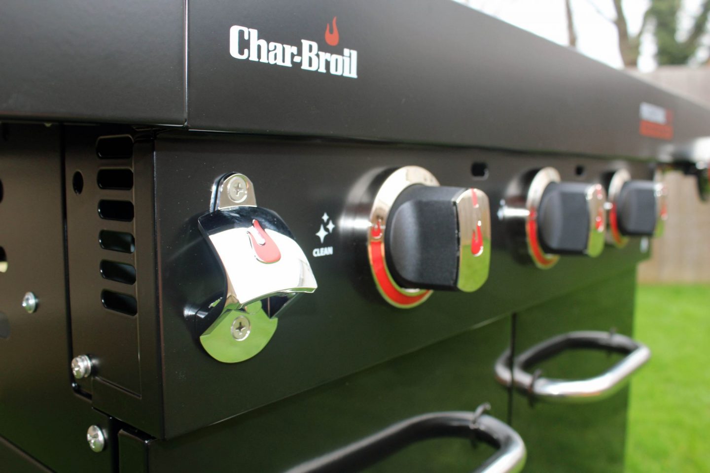 Cooking pancakes on a gas grill The Char Broil Professional Core