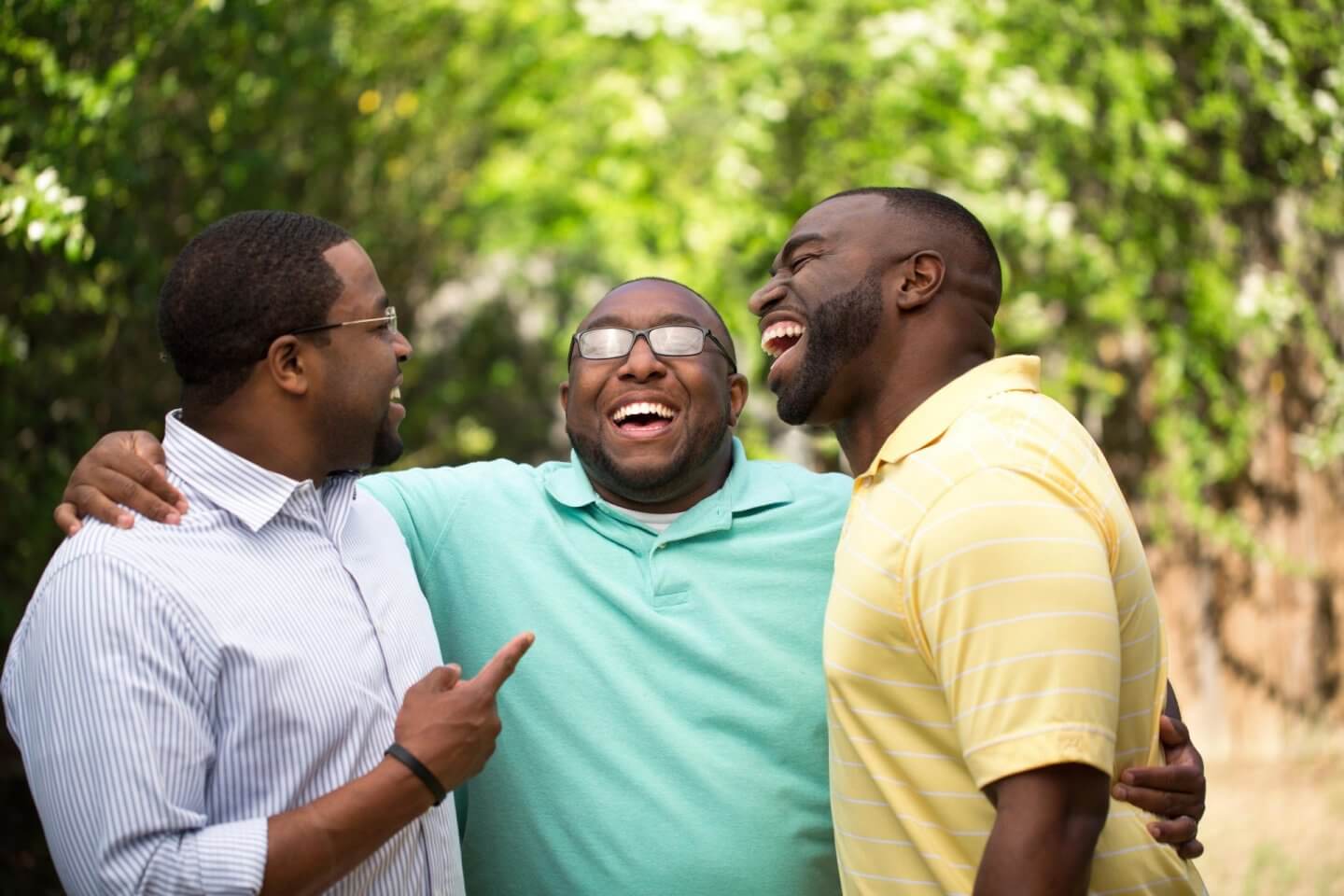 Group of dads chatting, Parent Ping