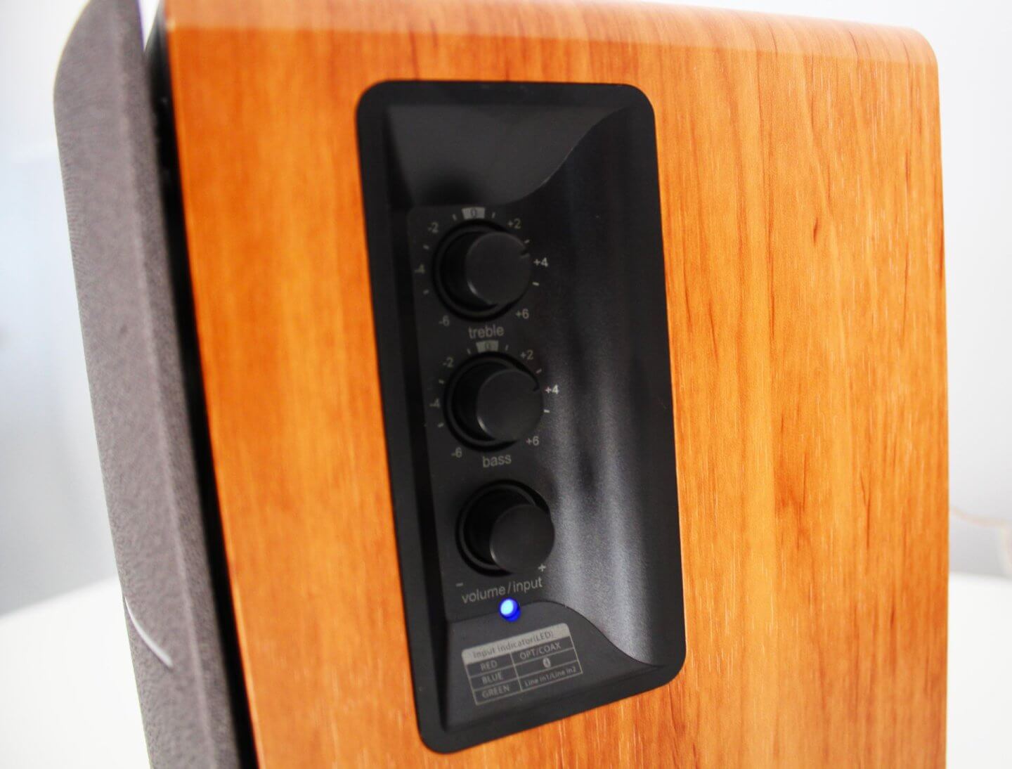 Edifier speaker volume, bass and treble controls. 